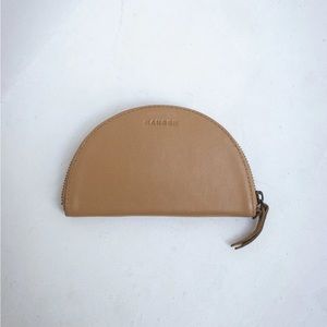 Wedge Wallet - Sand